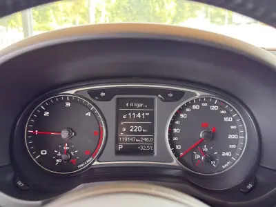 Audi A1 Sportback 2014 - 15750 EUR, 119146 km - 119146km - foto 20 de 26
