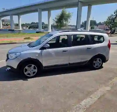 Dacia Lodgy 2017 - 10000 EUR, 44500 km - AUTO.MOTO.pt - 44500km - foto 7 de 18