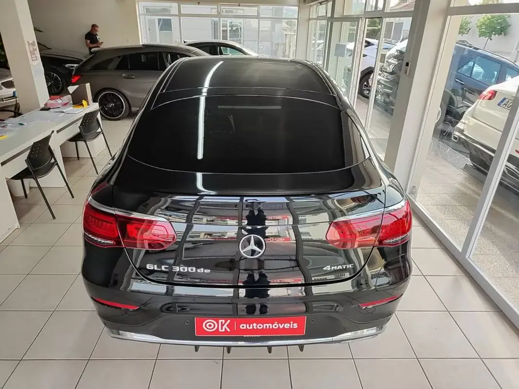 Mercedes-Benz GLC 300 2022 - 52500 EUR, 55500 km - AUTO.MOTO.pt - 55500km - foto 10 de 37