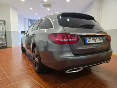 Mercedes-Benz C 300 2020 - 30980 EUR, 98799 km - AUTO.MOTO.pt - 98799km - foto 11 de 47