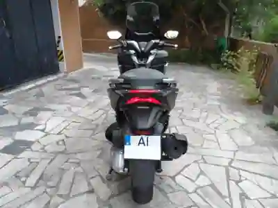 Honda Forza 2021 - 4600 EUR, 8400 km - AUTO.MOTO.pt - 8400km - foto 9 de 9
