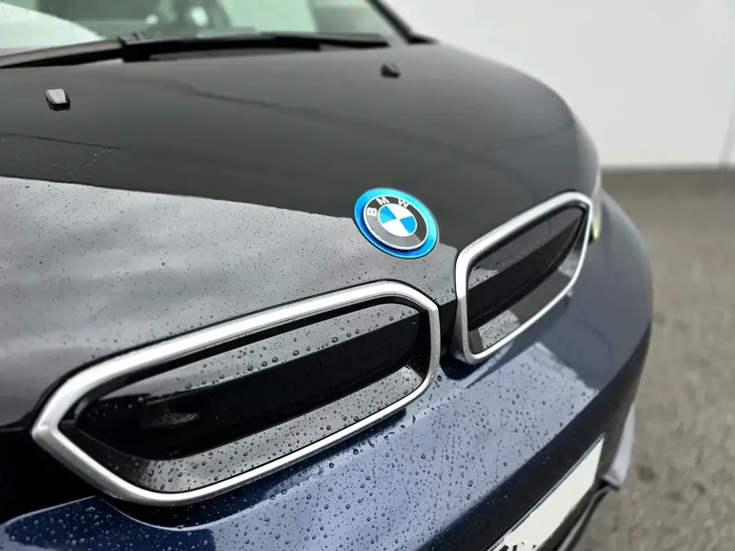 BMW i3 2019 - 19900 EUR, 78800 km - AUTO.MOTO.pt - 78800km - foto 12 de 33