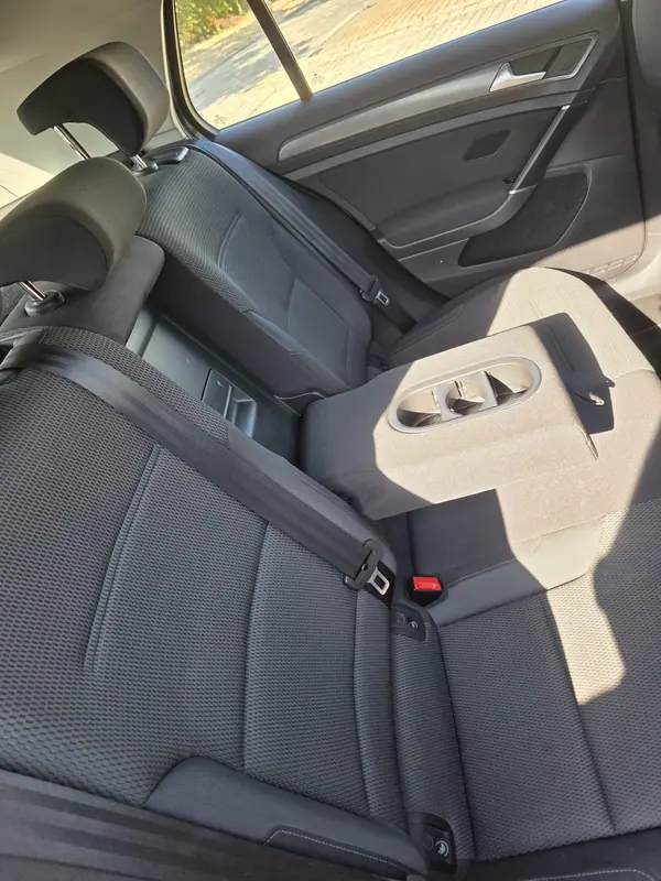 Volkswagen Golf 2019 - 15500 EUR, 140291 km - 140291km - foto 10 de 15