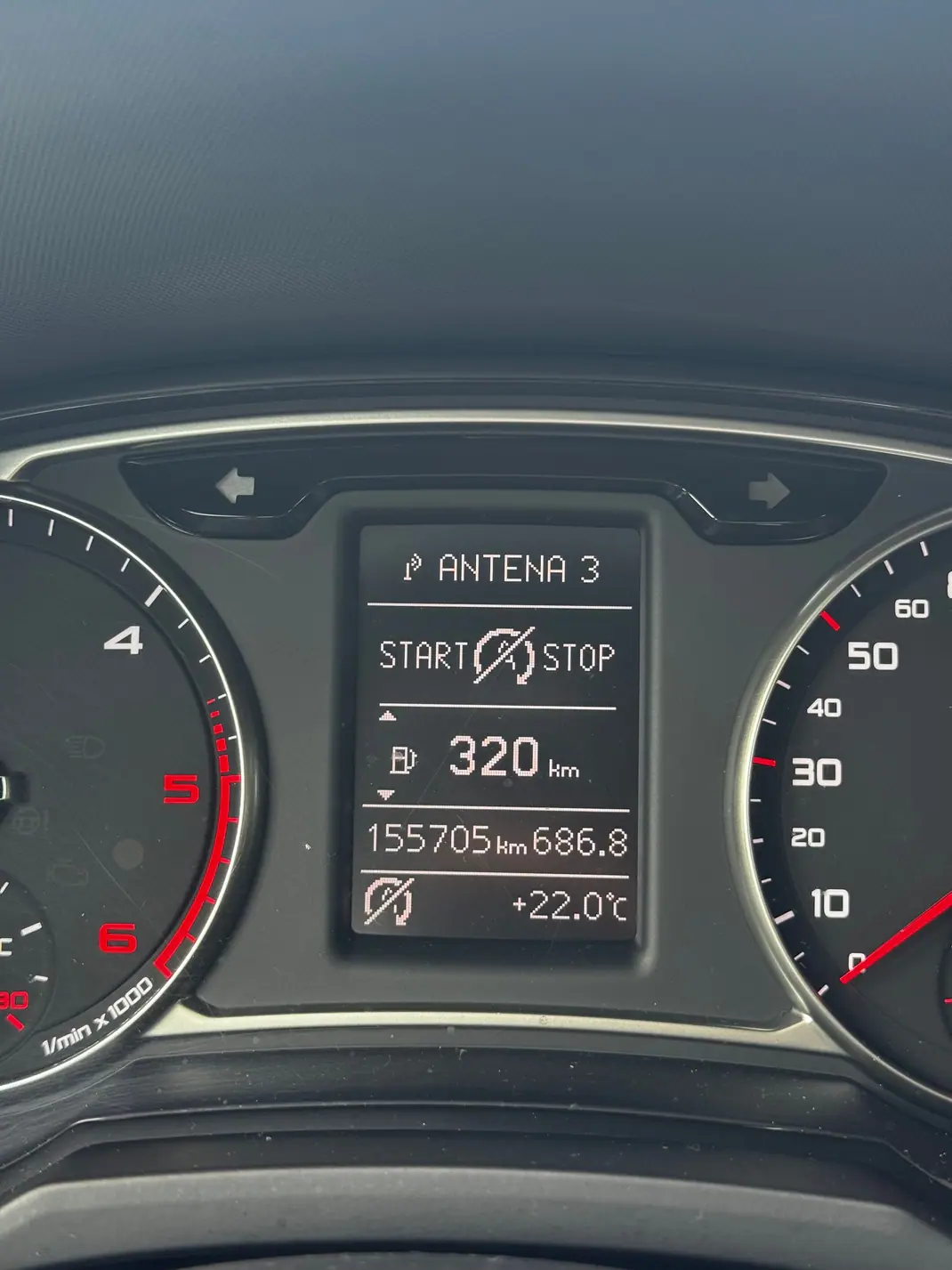 Audi A1 Sportback 2016 - 15450 EUR, 155705 km - 155705km - foto 2 de 8