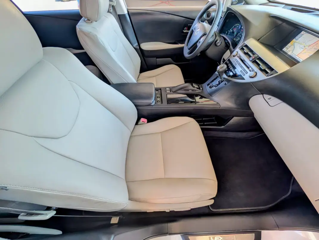 Lexus RX 450h 2011 - 12500 EUR, 281814 km - 281814km - foto 14 de 28
