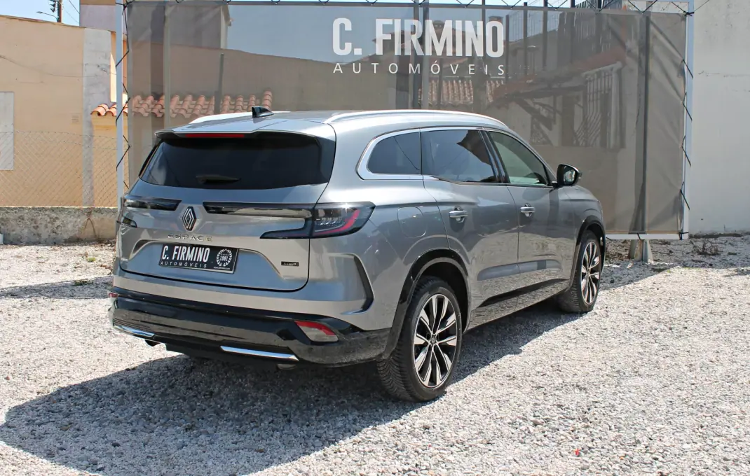 Renault Espace 2024 - 32980 EUR, 56000 km - 56000km - foto 5 de 22