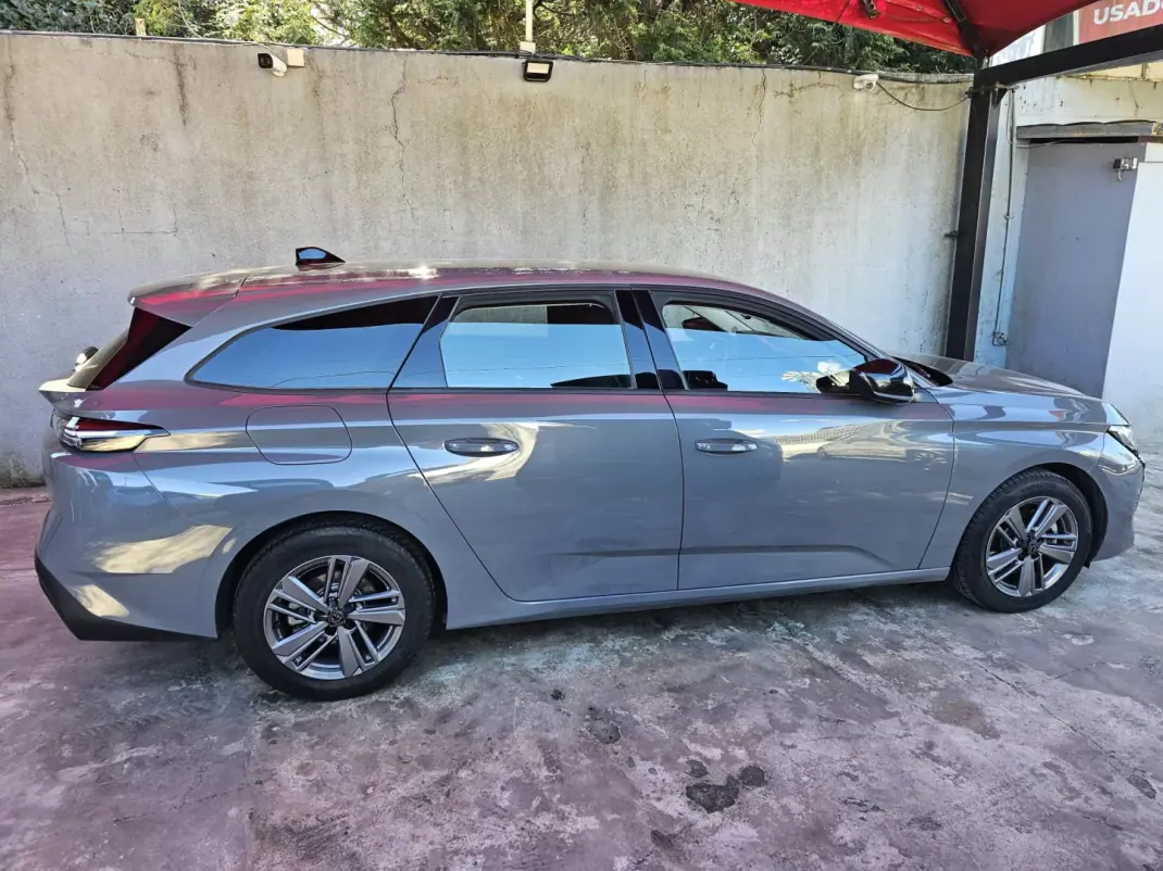 Peugeot 308 SW 2023 - 15750 EUR, 97000 km - AUTO.MOTO.pt - 97000km - foto 4 de 15