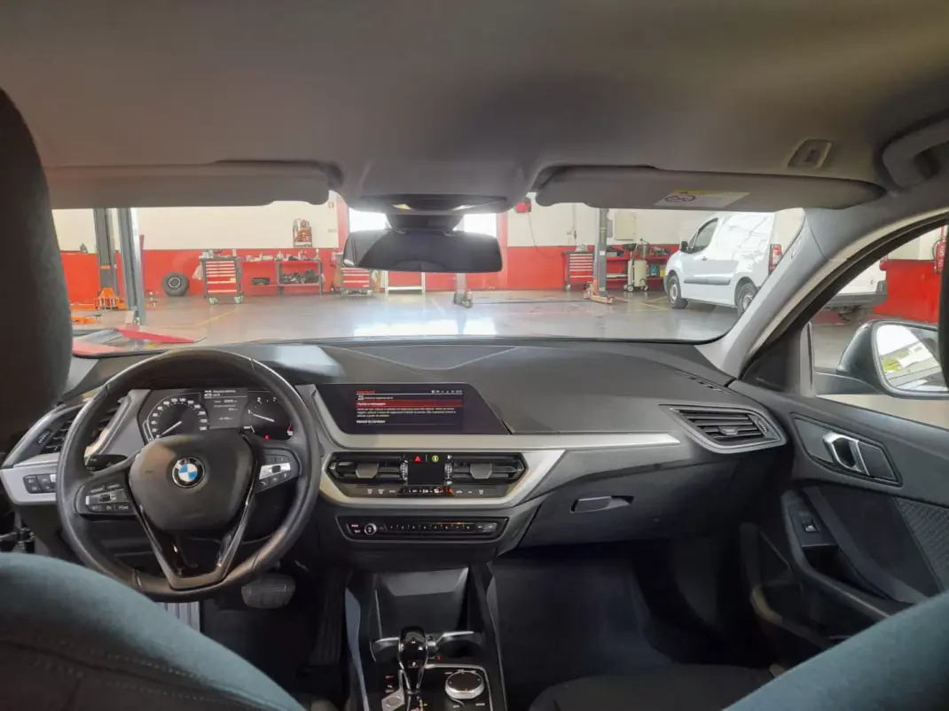 BMW 116 2022 - 23490 EUR, 83559 km - AUTO.MOTO.pt - 83559km - foto 10 de 16