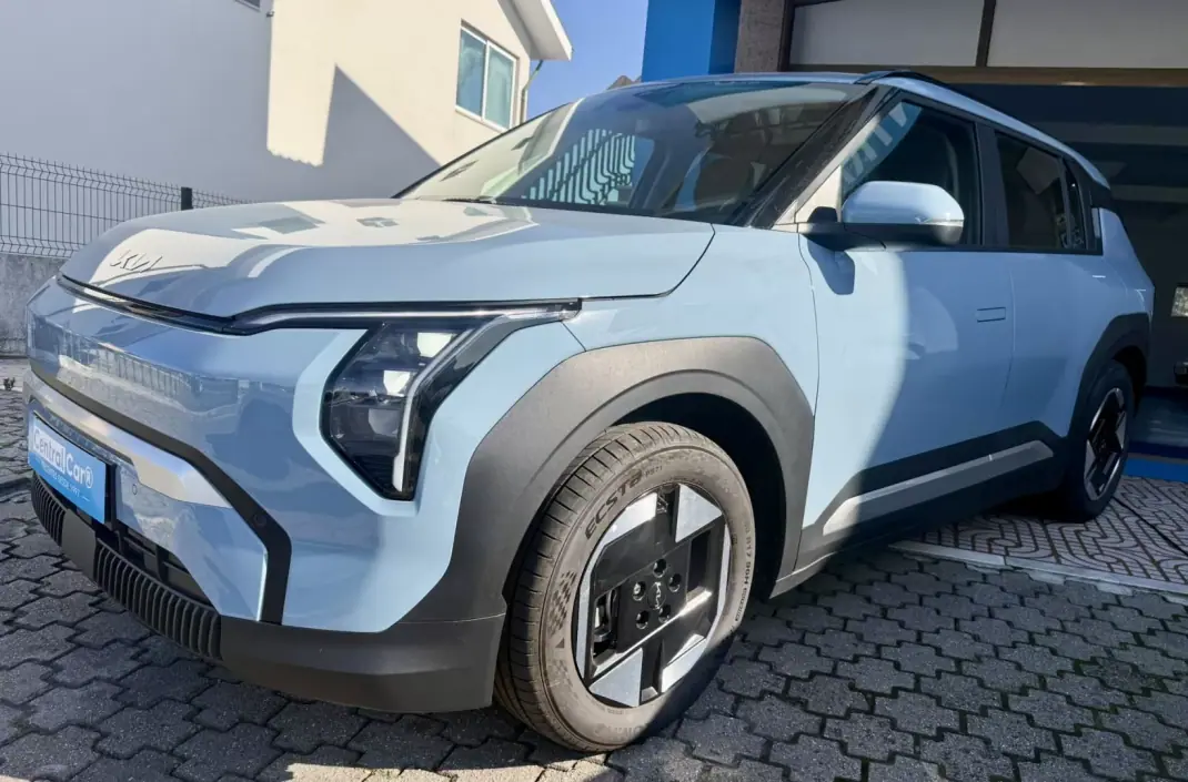 Kia EV3 2025 - 31950 EUR, 6000 km - 6000km - foto 5 de 26