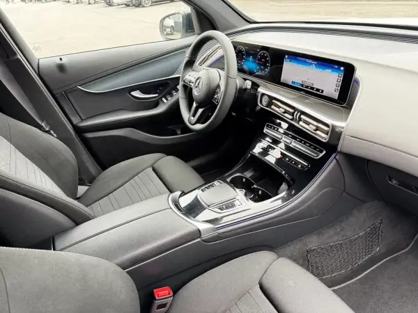 Mercedes-Benz EQC 2020 - 34500 EUR, 120000 km - 120000km - foto 13 de 20
