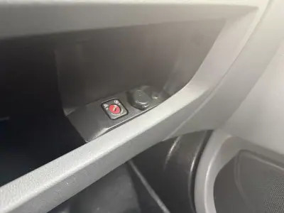 Toyota 2019 - 16190 EUR, 109000 km - AUTO.MOTO.pt - 109000km - foto 21 de 31