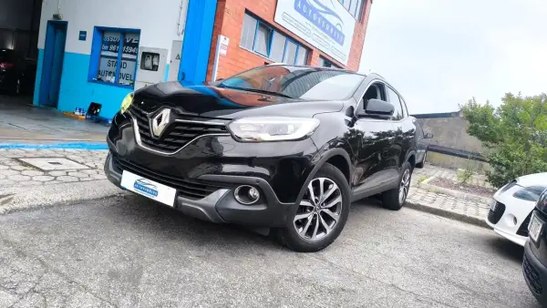 Renault Kadjar 2015 - 11900 EUR, 165000 km - AUTO.MOTO.pt - 165000km - foto 12 de 15