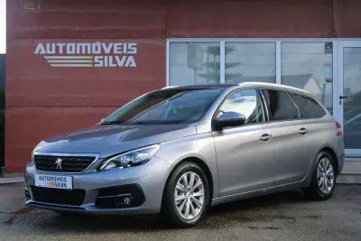 Peugeot 308 SW 2019 - 11990 EUR, 176000 km - AUTO.MOTO.pt - 176000km - foto 2 de 23