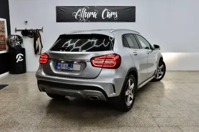 Mercedes-Benz GLA 200 2015 - 22900 EUR, 128425 km - AUTO.MOTO.pt - 128425km - foto 23 de 24