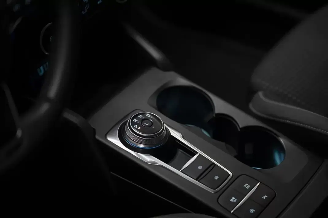 Ford Focus 2021 - 13850 EUR, 196506 km - AUTO.MOTO.pt - 196506km - foto 29 de 42