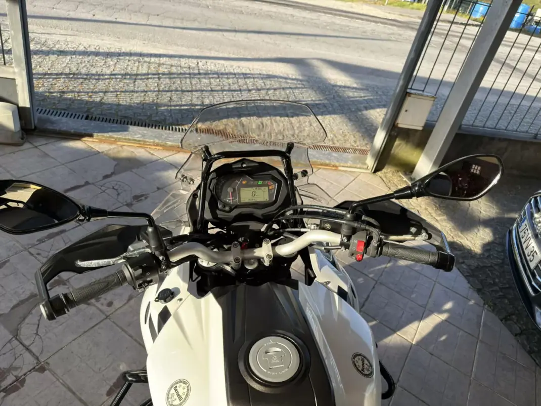 Benelli TRK 502 2018 - 4450 EUR, 19295 km - AUTO.MOTO.pt - 19295km - foto 4 de 17