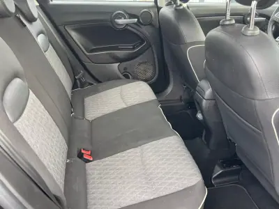 Fiat 500X 2019 - 13900 EUR, 107000 km - AUTO.MOTO.pt - 107000km - foto 7 de 9