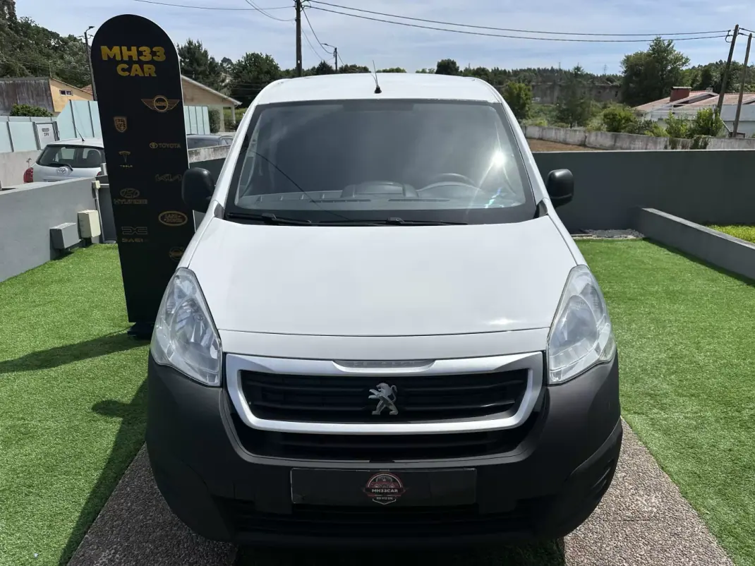 Peugeot PARTNER 1.6 HDI L2 2015 - 6500 EUR, 120000 km - AUTO.MOTO.pt - 120000km - foto 5 de 52