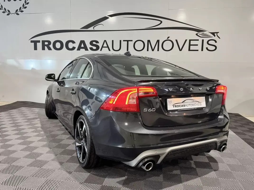 Volvo S60 2016 - 14900 EUR, 205158 km - 205158km - foto 24 de 30