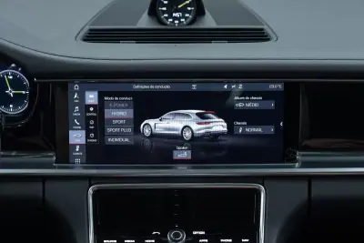 Porsche Panamera Sport Turismo 2020 - 63950 EUR, 111000 km - AUTO.MOTO.pt - 111000km - foto 39 de 53