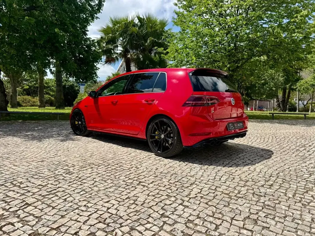 Volkswagen Golf 2019 - 32990 EUR, 72300 km - AUTO.MOTO.pt - 72300km - foto 16 de 40