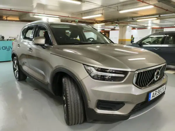 Volvo XC 40 2022 - 28750 EUR, 114610 km - AUTO.MOTO.pt - 114610km - foto 8 de 8