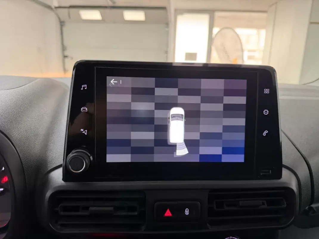 Citroën BERLINGO VAN XL 1.5 BLUE HDI 3 LUGARES 2019 - 12990 EUR, 143000 km - AUTO.MOTO.pt - 143000km - foto 8 de 25