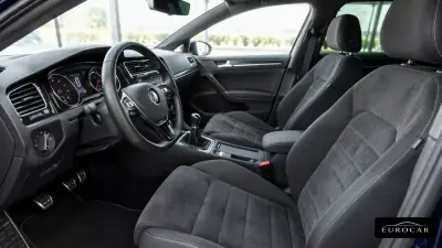 Volkswagen Golf 2015 - 15900 EUR, 72590 km - 72590km - foto 4 de 4