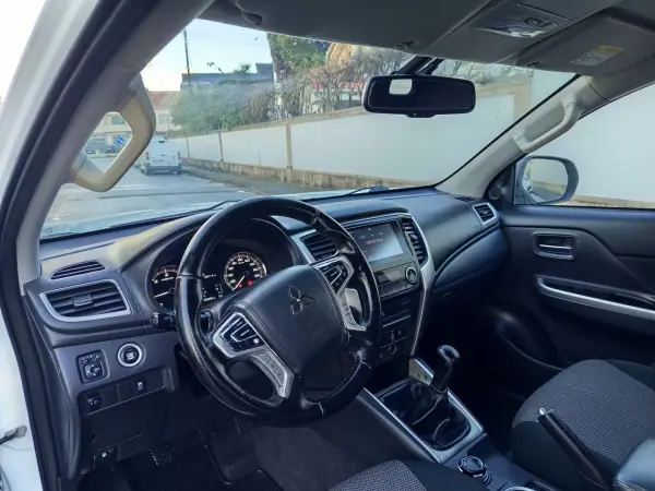 Mitsubishi L200 2022 - 28990 EUR, 183500 km - AUTO.MOTO.pt - 183500km - foto 13 de 20