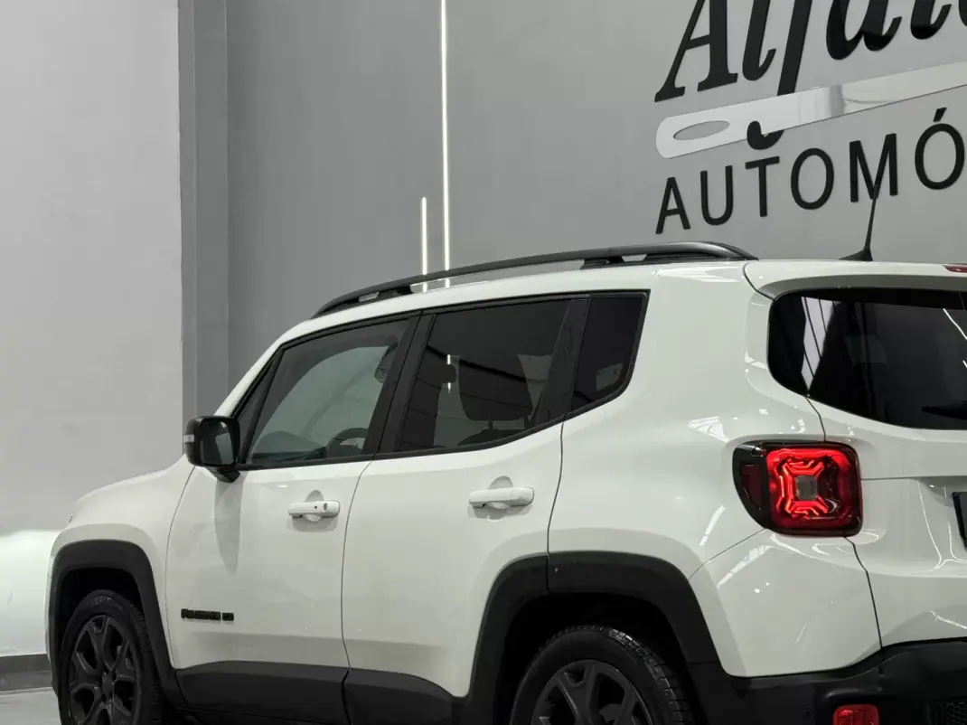 Jeep Renegade 2021 - 18490 EUR, 55000 km - AUTO.MOTO.pt - 55000km - foto 8 de 28