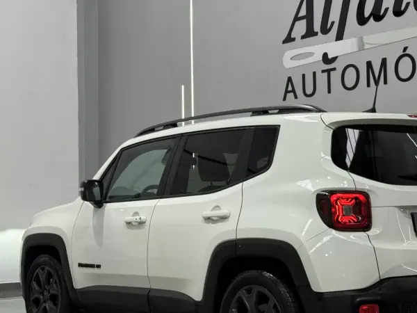 Jeep Renegade 2021 - 17990 EUR, 55000 km - AUTO.MOTO.pt - 55000km - foto 8 de 28