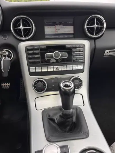 Mercedes-Benz SLK 250 2012 - 31950 EUR, 51100 km - AUTO.MOTO.pt - 51100km - foto 12 de 32
