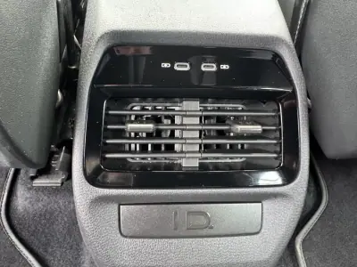 Volkswagen ID.4 2023 - 30500 EUR, 79000 km - AUTO.MOTO.pt - 79000km - foto 37 de 41