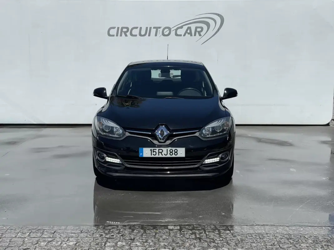 Renault Mégane 2014 - 7995 EUR, 191366 km - AUTO.MOTO.pt - 191366km - foto 2 de 27