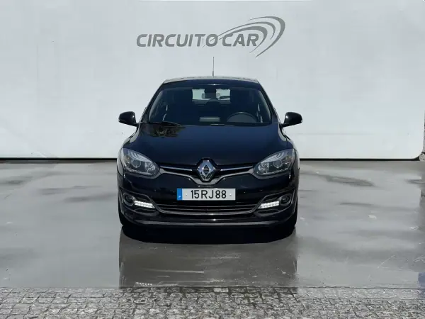 Renault Mégane 2014 - 7995 EUR, 191366 km - AUTO.MOTO.pt - 191366km - foto 2 de 27
