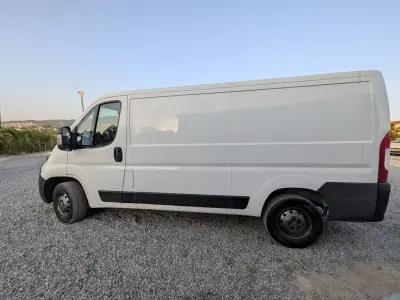 Citroën 2020 - 14990 EUR, 145000 km - AUTO.MOTO.pt - 145000km - foto 9 de 18