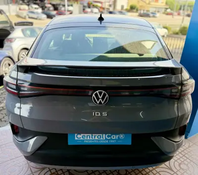 Volkswagen ID.5 2023 - 30950 EUR, 87000 km - AUTO.MOTO.pt - 87000km - foto 10 de 24