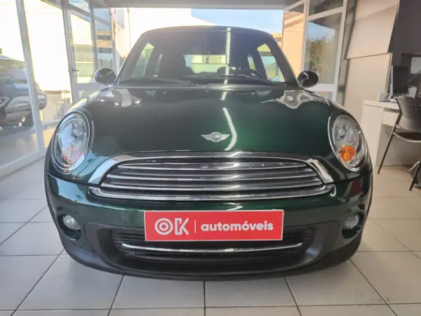 MINI Cooper 2012 — foto 3 de 33