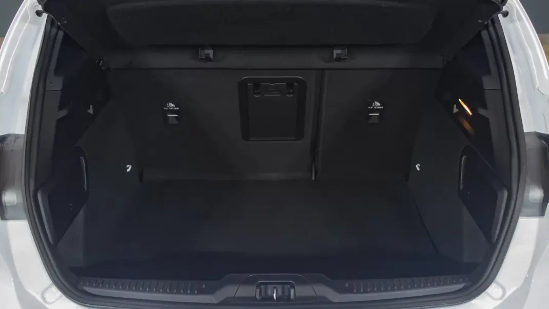 Ford Focus 2024 - 21450 EUR, 49000 km - AUTO.MOTO.pt - 49000km - foto 8 de 36