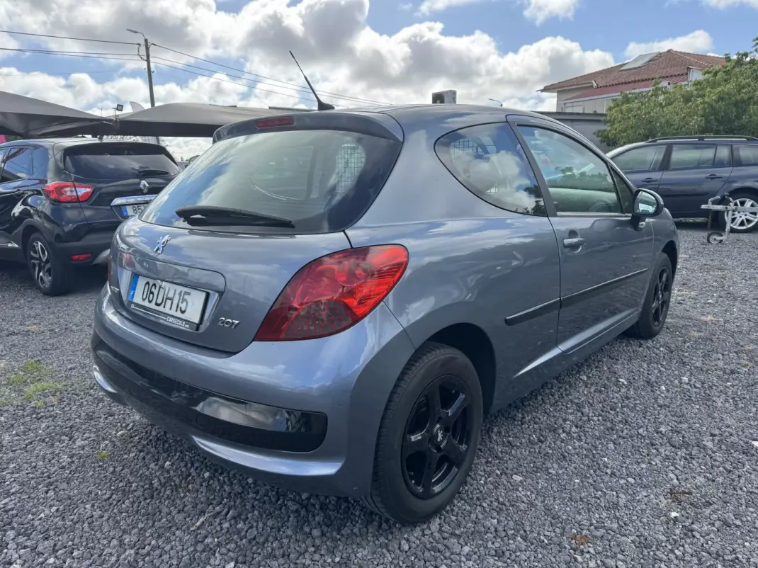 Peugeot 207 2007 - 4950 EUR, 245366 km - AUTO.MOTO.pt - 245366km - foto 4 de 20