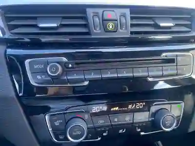 BMW X1 2018 - 18300 EUR, 130000 km - AUTO.MOTO.pt - 130000km - foto 6 de 15