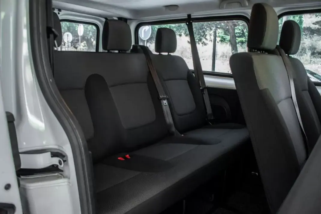 Renault Trafic 2020 - 28990 EUR, 126359 km - AUTO.MOTO.pt - 126359km - foto 29 de 41