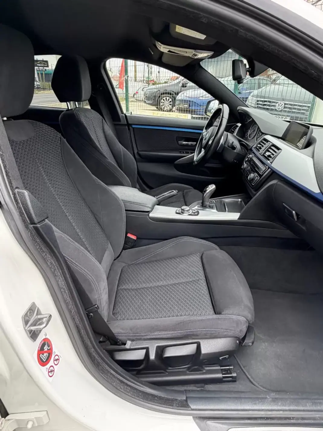 BMW 420 Gran Coupé 2017 - 31490 EUR, 98000 km - AUTO.MOTO.pt - 98000km - foto 18 de 39