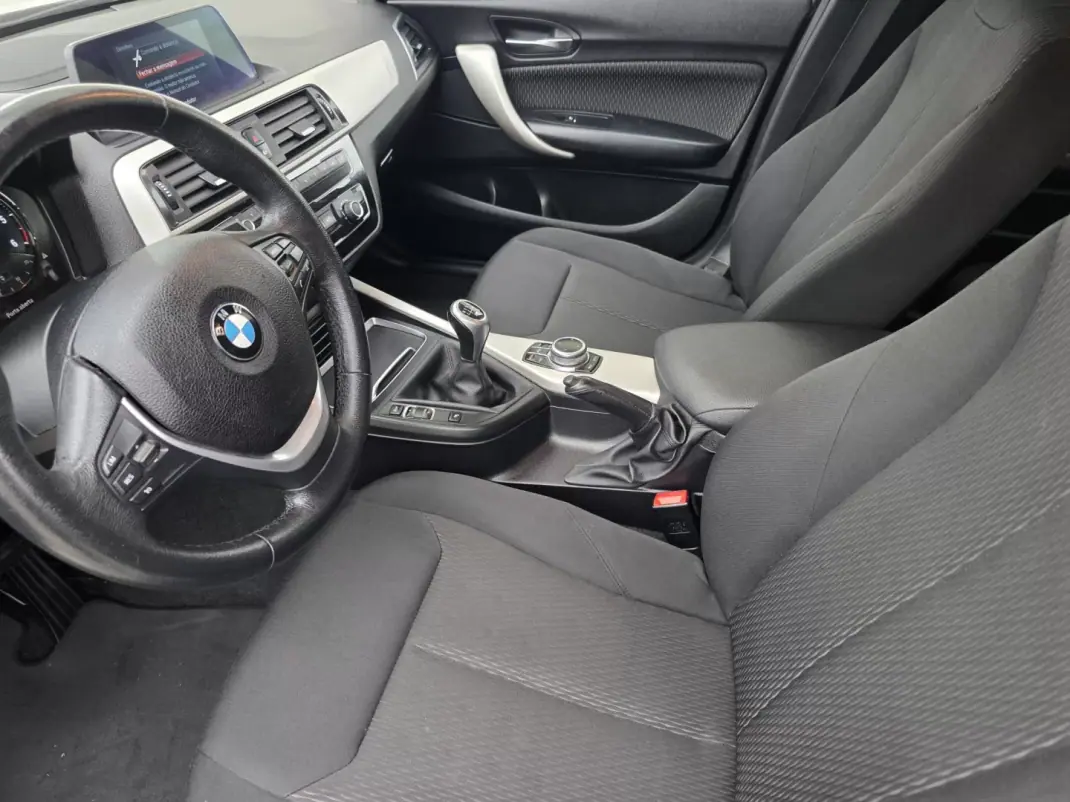BMW 116 2018 - 16900 EUR, 135419 km - AUTO.MOTO.pt - 135419km - foto 52 de 73