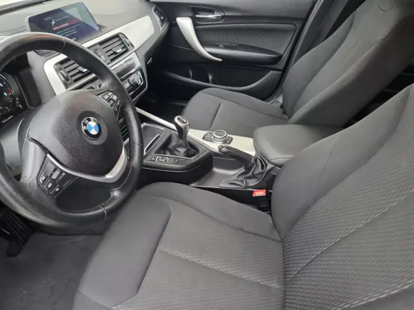 BMW 116 2018 - 16900 EUR, 135419 km - AUTO.MOTO.pt - 135419km - foto 52 de 73