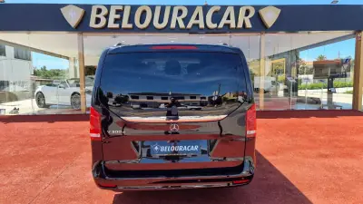 Mercedes-Benz V 300 2022 - 70000 EUR, 119675 km - AUTO.MOTO.pt - 119675km - foto 5 de 20