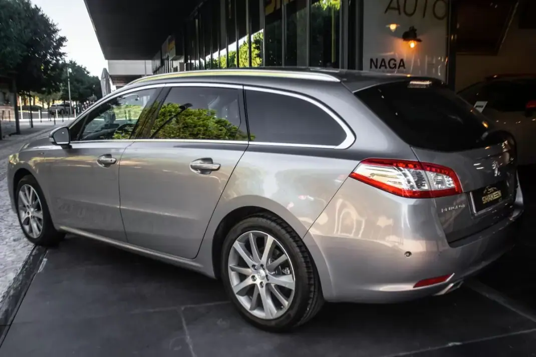 Peugeot 508 SW 2015 - 10790 EUR, 169943 km - 169943km - foto 3 de 41