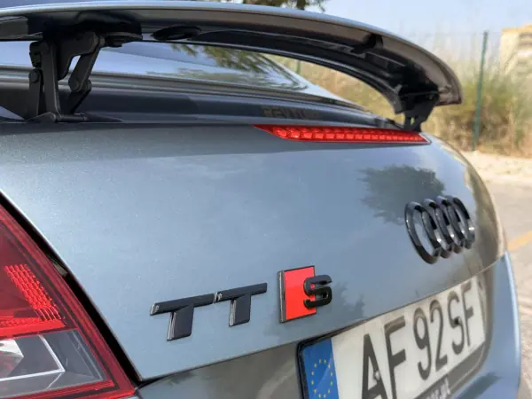 Audi TTS Coupé 2008 - 22995 EUR, 183000 km - AUTO.MOTO.pt - 183000km - foto 27 de 38