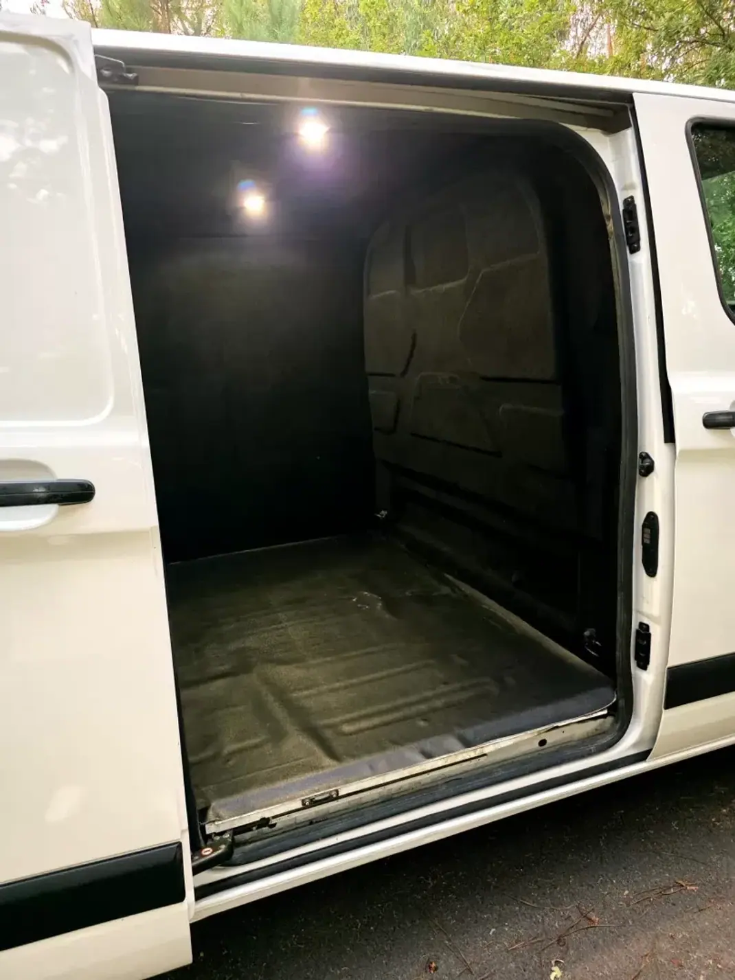 Ford Transit Custom 2020 - 16990 EUR, 142000 km - 142000km - foto 33 de 33