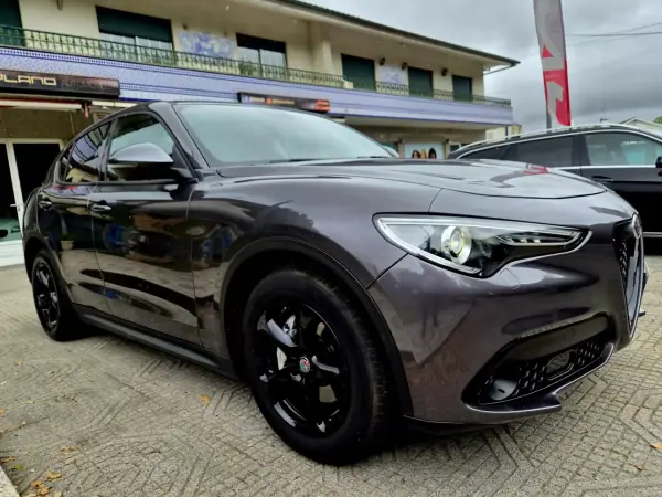 Alfa Romeo Stelvio 2017 - 20750 EUR, 183000 km - AUTO.MOTO.pt - 183000km - foto 23 de 23